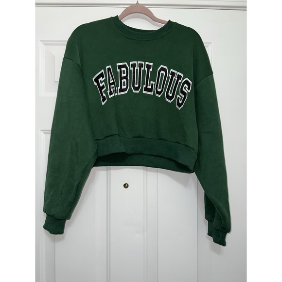 Adika Women's Cropped Green Sweatshirt Medium FABULOUS Spelled Out Streetwear - Picture 1 of 4